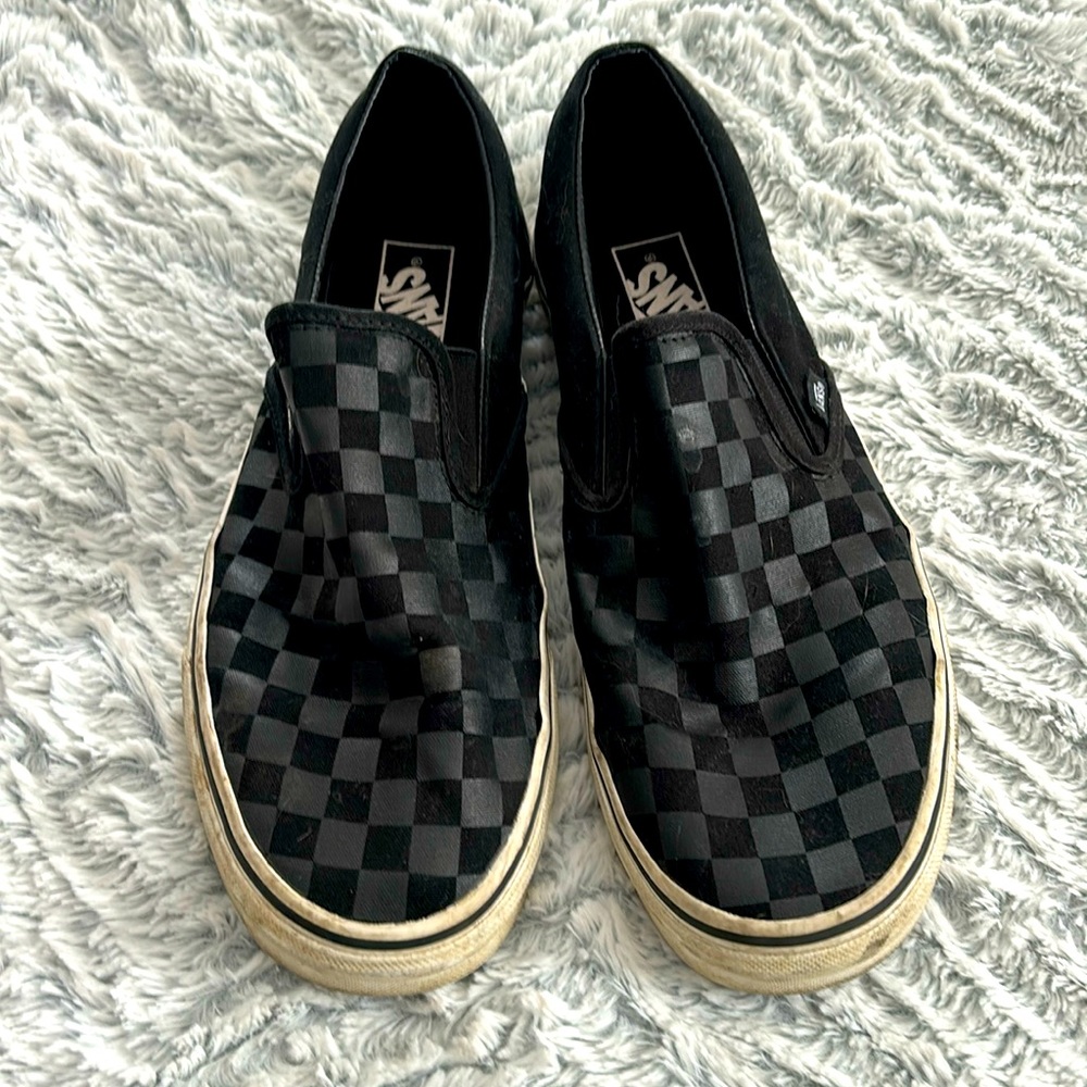 Men’s black slip on Vans